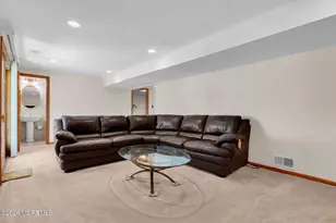 52 Cresci Blvd, Hazlet Township, NJ 07730 - Photo 15