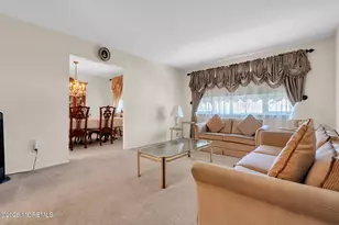 52 Cresci Blvd, Hazlet Township, NJ 07730 - Photo 11
