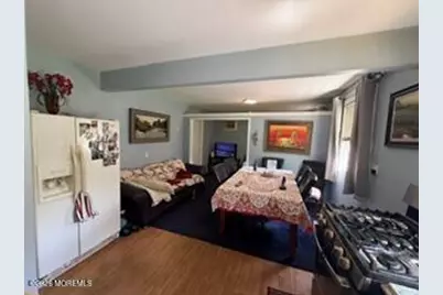 96 Compton Street, Belford, NJ 07718 - Photo 5