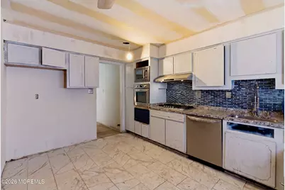 9 Camelot Court, Manalapan Township, NJ 07726 - Photo 11