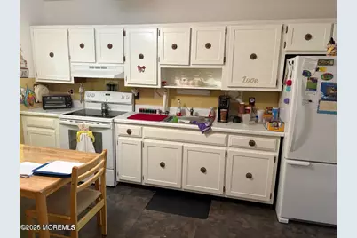 8 Nevada Drive #B, Whiting, NJ 08759 - Photo 7