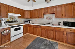 14C Amesbury Rd, Whiting, NJ 08759 - Photo 11