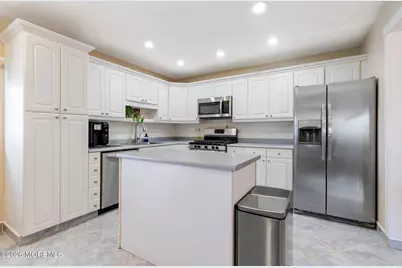 1801 Broadway Boulevard, Toms River Township, NJ 08757 - Photo 7