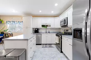 1801 Broadway Blvd, Toms River Township, NJ 08757 - Photo 9