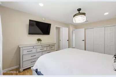 16 Village Green Way, Hazlet Township, NJ 07730 - Photo 27