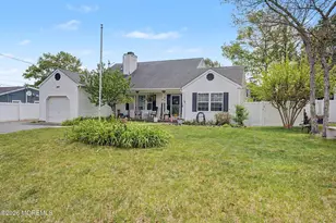 125 Gangway Ln, Manahawkin, NJ 08050 - Photo 1