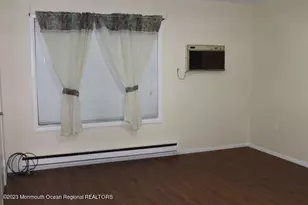 134 Amberly Dr, Manalapan Township, NJ 07726 - Photo 11