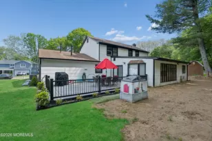 24 Jubilee Cir, Aberdeen Township, NJ 07747 - Photo 31