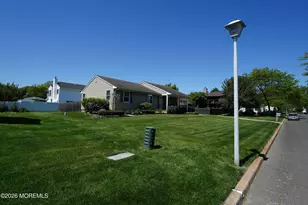 35 Cliffwood Dr, Neptune Township, NJ 07753 - Photo 5