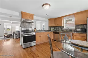 730 Shore Concourse, Aberdeen Township, NJ 07735 - Photo 11