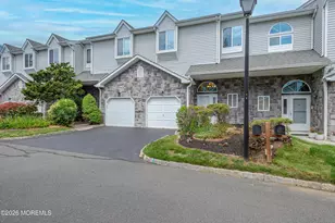 15 Daleron Pl, South Amboy, NJ 08879 - Photo 1