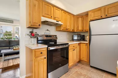 837 Cable Avenue, Beachwood, NJ 08722 - Photo 15