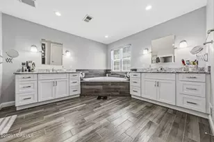 75 Columbia Ct, Freehold, NJ 07728 - Photo 43
