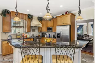 75 Columbia Ct, Freehold, NJ 07728 - Photo 21
