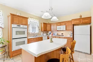16 Barbaras Way, Jackson, NJ 08527 - Photo 11