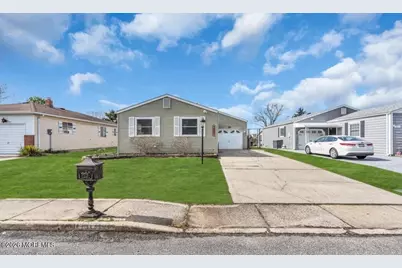 807 Jamaica Boulevard, Toms River Township, NJ 08757 - Photo 3