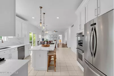 51 Manfre Court, Freehold, NJ 07728 - Photo 49