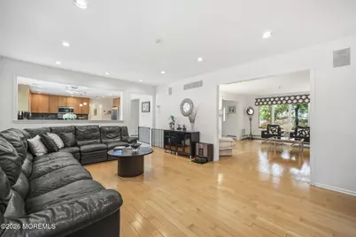 5 Emmons Court, Marlboro Township, NJ 07746 - Photo 11