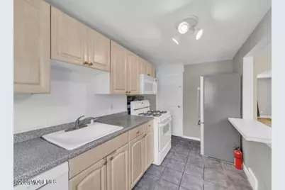 325 Bath Avenue #27, Long Branch, NJ 07740 - Photo 9