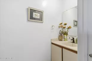 8 Stuart Dr, Freehold, NJ 07728 - Photo 15