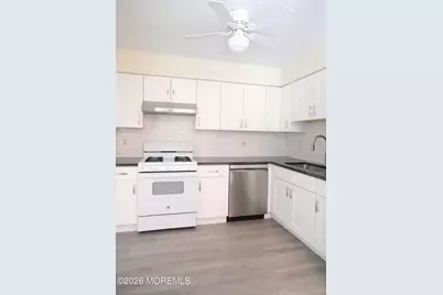 93 Oak Lane, Eatontown, NJ 07724 - Photo 7
