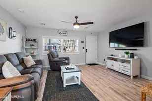 209 Sinclair Ave, Lanoka Harbor, NJ 08734 - Photo 5