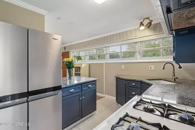 212 Princeton Road, Sayreville, NJ 08859 - Photo 5