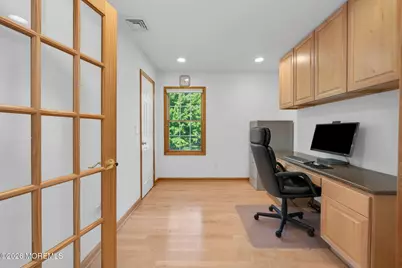 25 Cherry Hill Lane, Manalapan Township, NJ 07726 - Photo 25