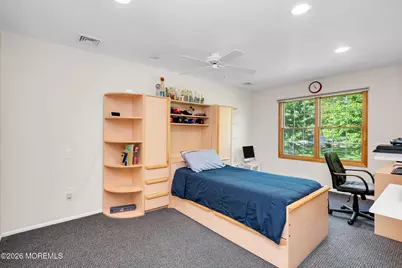 25 Cherry Hill Lane, Manalapan Township, NJ 07726 - Photo 23