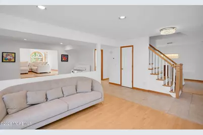 25 Cherry Hill Lane, Manalapan Township, NJ 07726 - Photo 7