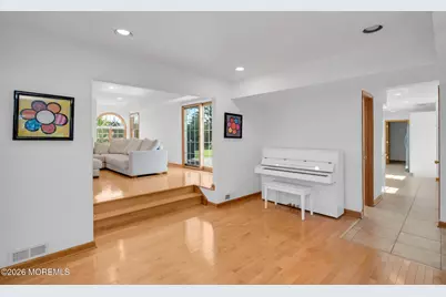 25 Cherry Hill Lane, Manalapan Township, NJ 07726 - Photo 9