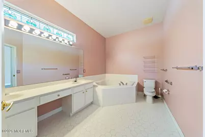 14 Williamsburg Court, Allentown, NJ 08501 - Photo 25
