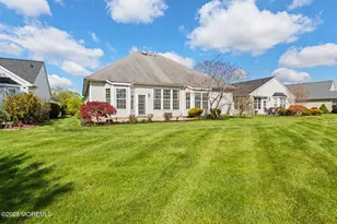 14 Williamsburg Ct, Allentown, NJ 08501 - Photo 5