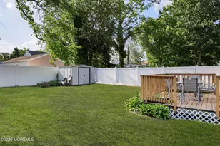 12 Twilight Pl, Port Monmouth, NJ 07758 - Photo 9