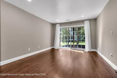 131 Wellington Court #4-1, Manalapan Township, NJ 07726 - Photo 7