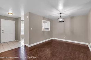 131 Wellington Ct, Manalapan Township, NJ 07726 - Photo 11