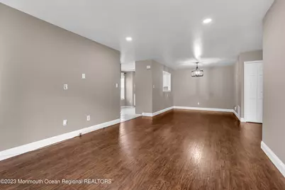 131 Wellington Court #4-1, Manalapan Township, NJ 07726 - Photo 9