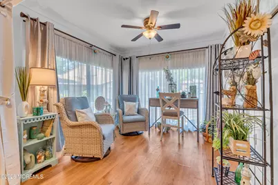 42 Manchester Court, Red Bank, NJ 07701 - Photo 5