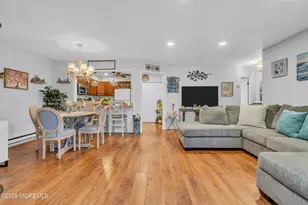 42 Manchester Ct, Red Bank, NJ 07701 - Photo 9