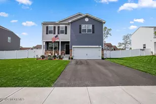 9 Lookout Ave, Barnegat, NJ 08005 - Photo 3