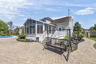 335 Hutchinson Dr, Freehold, NJ 07728 - Photo 57