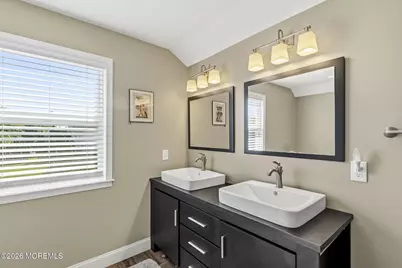 335 Hutchinson Drive, Freehold, NJ 07728 - Photo 37