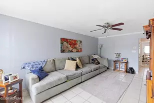 89 Valerie Ct, Brick, NJ 08724 - Photo 5