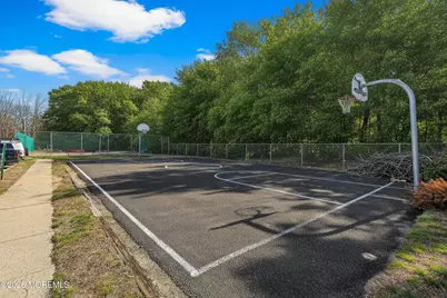 89 Valerie Court, Brick, NJ 08724 - Photo 31