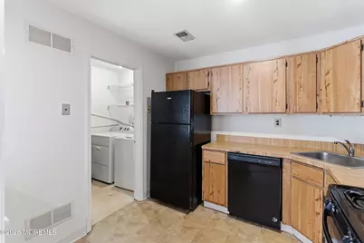 58 Frontier Way, Tinton Falls, NJ 07753 - Photo 3