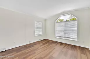 10 Sterling Ct, East Windsor Township, NJ 08520 - Photo 13