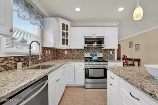 195 Cabrillo Blvd, Toms River Township, NJ 08757 - Photo 13