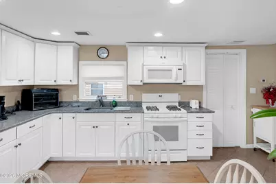 202 5th Avenue, Ortley Beach, NJ 08751 - Photo 9