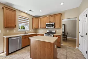 389 Fordham Pl, Freehold, NJ 07728 - Photo 13