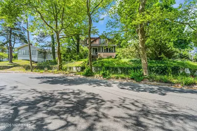 110 S Lake Drive, Lakewood, NJ 08701 - Photo 9
